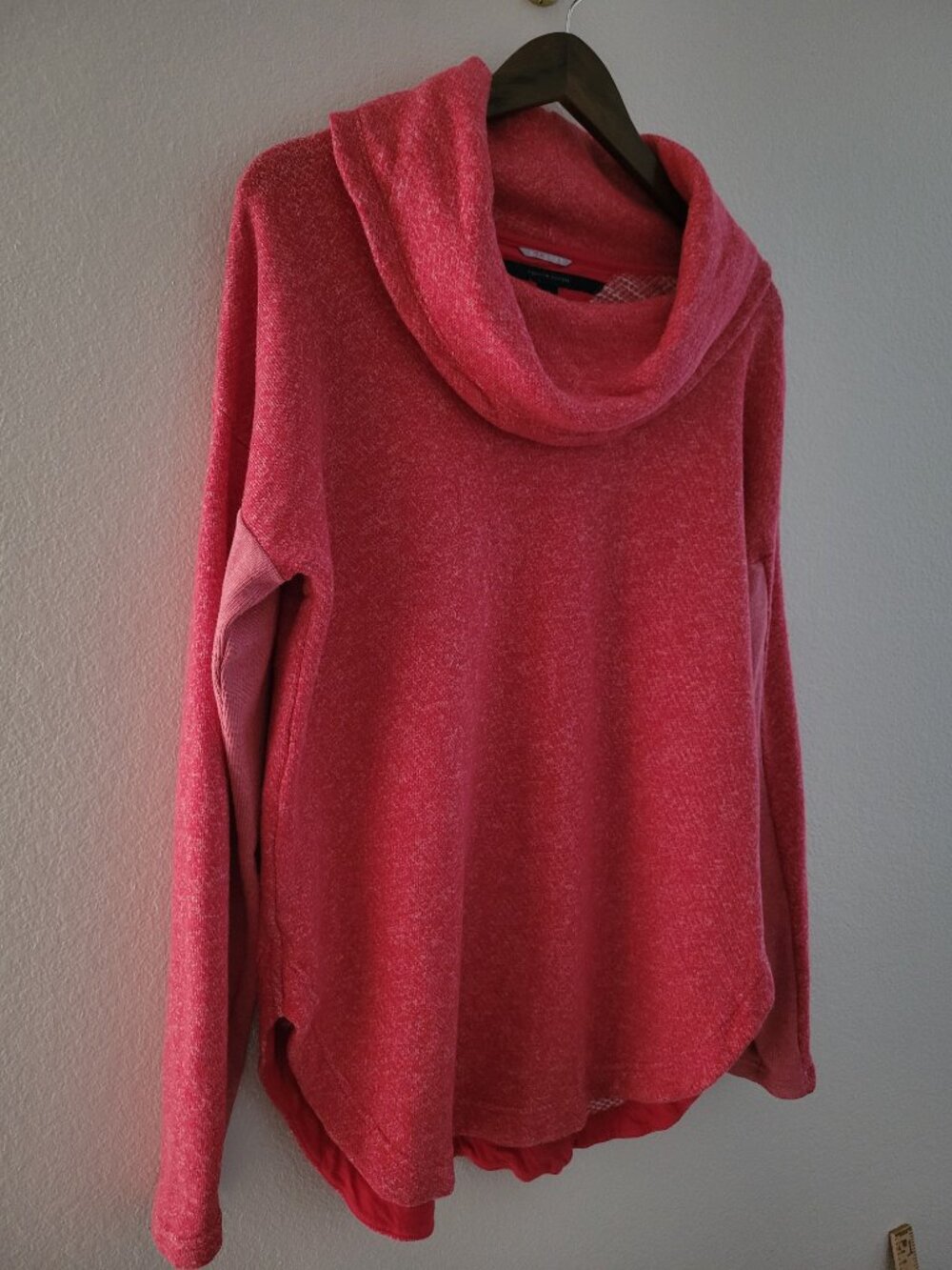 Tommy Hilfiger Athluxe Cowl Neck Fleece Sweater Large Red Pink Womens Cozycore - Picture 3 of 16